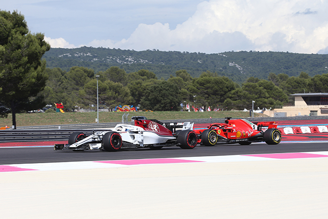 Sauber, Leclerc lotta e conquista un punto