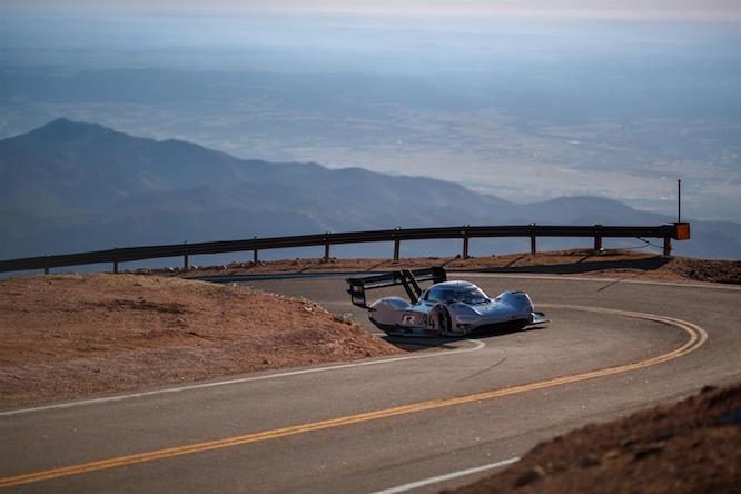 media-I.D. R Pikes Peak propulsione_2018-06-12_vwms_ppihc2018_antriebstechnik_01