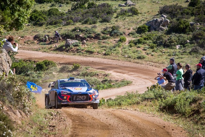 wrc rally italia sardegna 2018 neuville hyundai