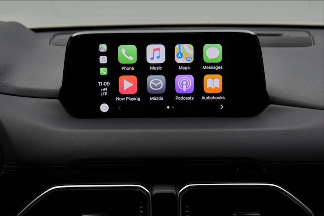 Apple punta a controllare più funzioni dell’auto