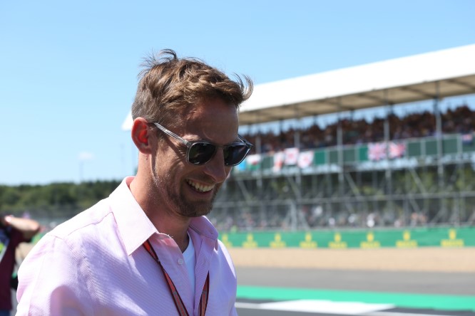 Button: “Leclerc in Ferrari può mettere sotto pressione Vettel”
