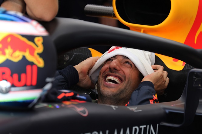 Renault, 20 milioni di sterline per convincere Ricciardo