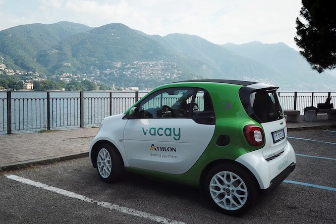 Smart elettrica auto cult sul Lago di Como