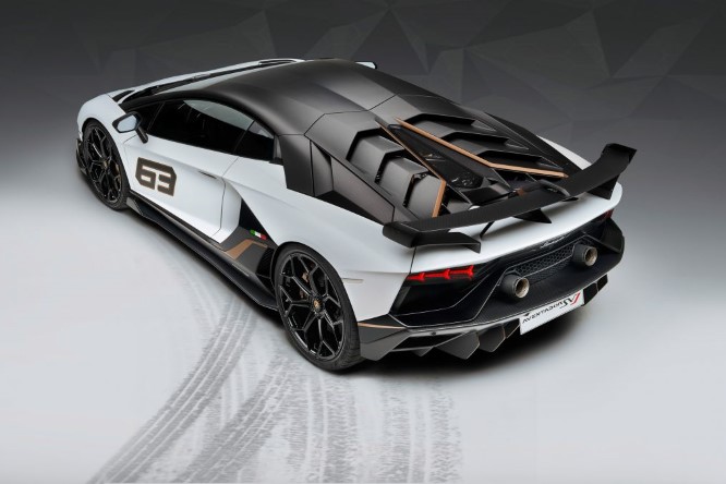 Lamborghini Aventador SVJ, più di così non si può