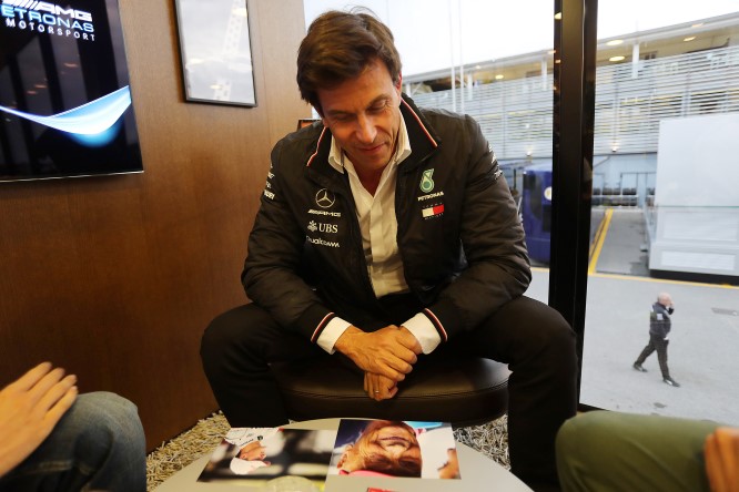 F1 | Una birra in compagnia di Toto Wolff