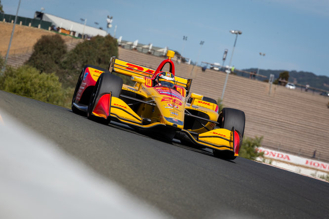 Sonoma: ad Hunter-Reay l’ultima pole, Dixon 2°