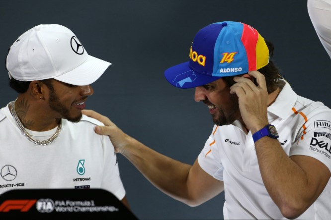 Hamilton: “Grato ad Alonso per le congratulazioni”