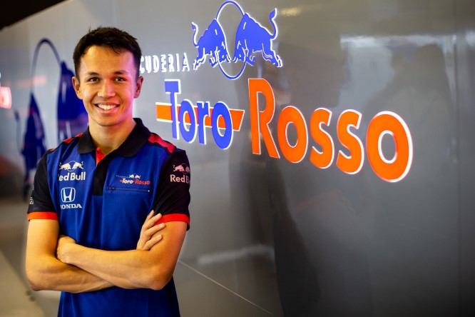 Albon: “Mai guidata una F1, devo prepararmi al meglio”