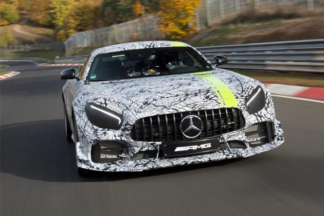 Mercedes-AMG GT R Pro, la GT definitiva è dietro l’angolo