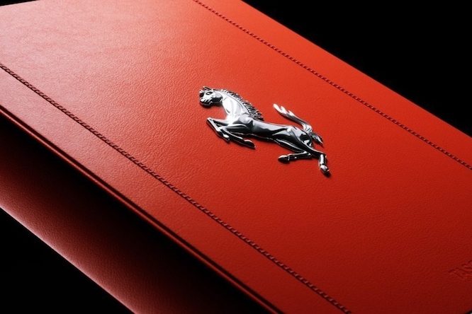 Ferrari, un libro da 25 mila euro per Natale