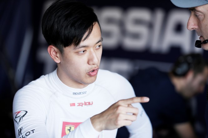 La Renault ingaggia Zhou, ex pilota dell’accademia Ferrari