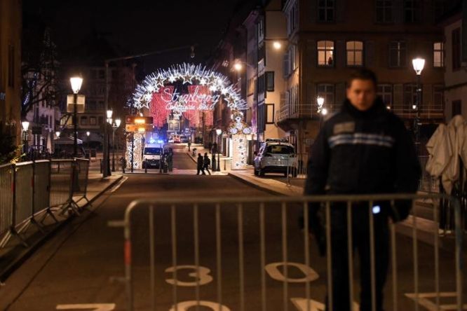 Terrore a Strasburgo: spari sulla folla del Natale, tre morti