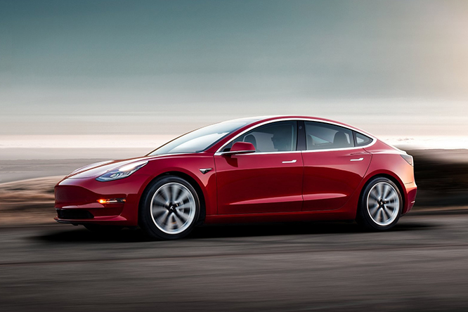 Model 3, Tesla dice no alle elaborazioni non ufficiali