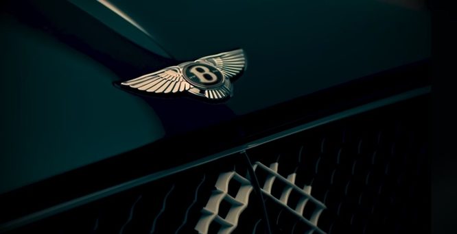 Bentley, tutte ibride e la prima elettrica nel 2025