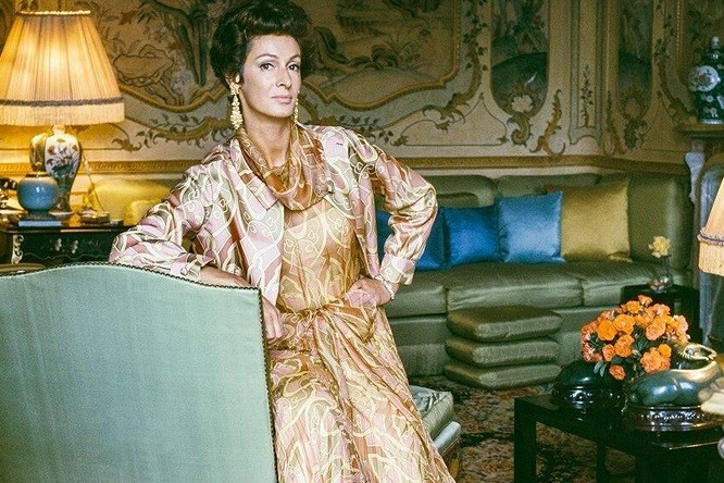 Marella Agnelli, il ritratto di una Signora