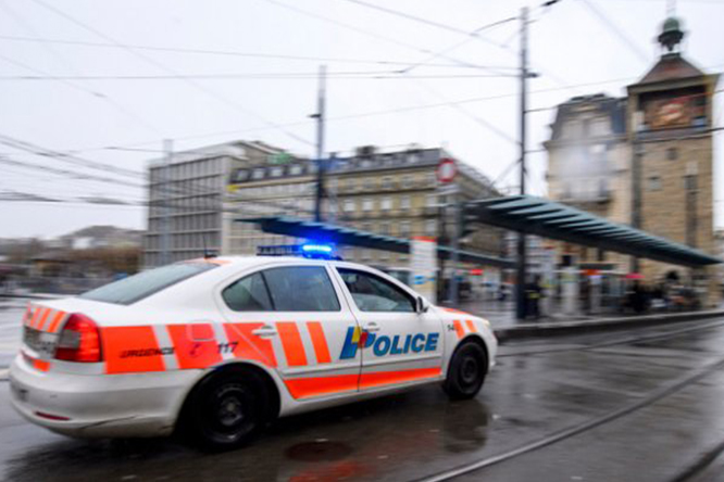 Svizzera, poliziotto condannato: inseguimento troppo veloce