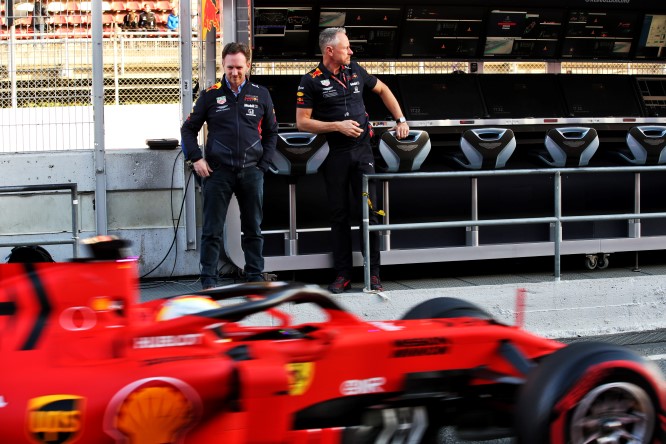 Horner: “Il carburante Ferrari odora di succo di pompelmo”