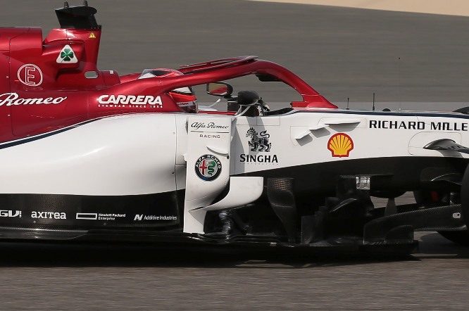 Raikkonen porta la birra all’Alfa Romeo