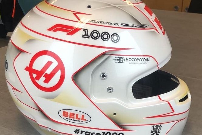 Grosjean, casco speciale per la gara numero 1000