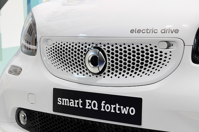 Smart, nasce il primo crossover elettrico