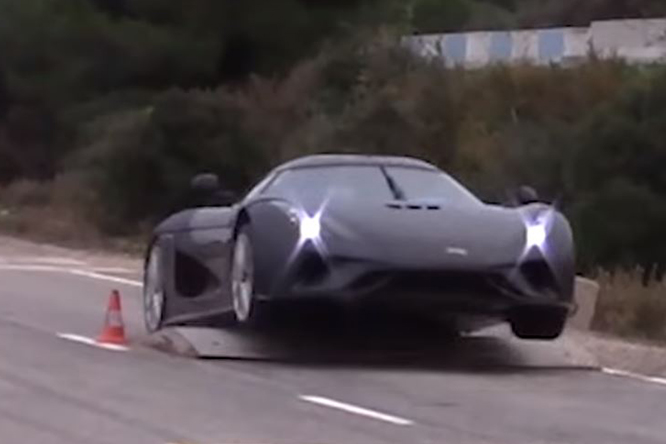 Doloroso ma necessario: i crash test Koenigsegg