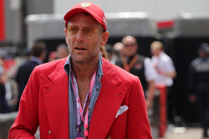 Lapo Elkann fermato dalla sicurezza a Monaco