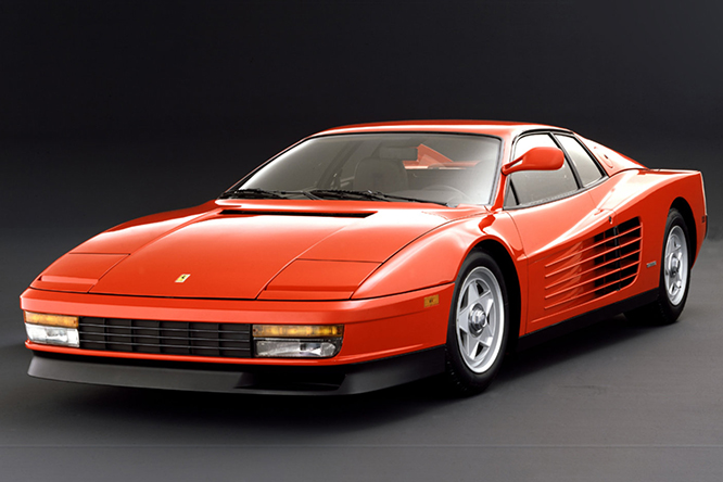 Ferrari Testarossa sempre nei sogni degli italiani