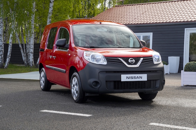 Nissan, ecco il nuovo van NV250