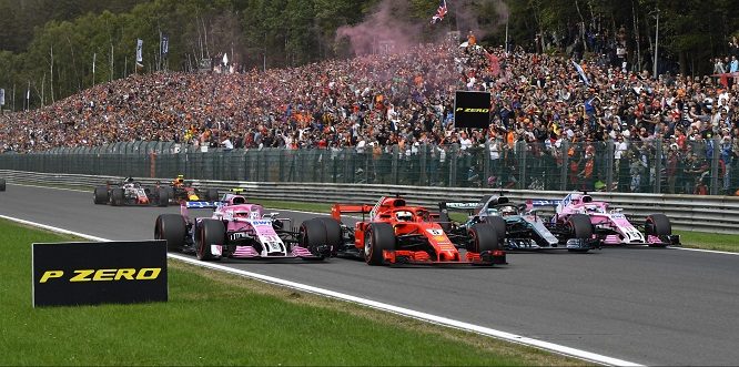 Vettel-Aston Martin, agente di Perez tratta con Haas e Alfa Romeo