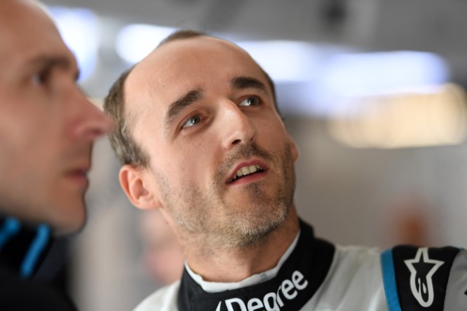 Kubica, sospetti sulla velocità di Russell