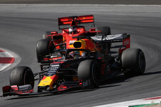Verstappen: “La Red Bull funziona bene con 40 gradi”