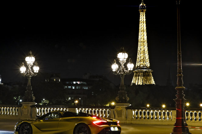McLaren, nuovo show room a Parigi