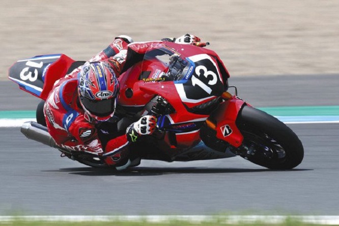 WSBK | Honda prova a Portimao Takumi Takahashi