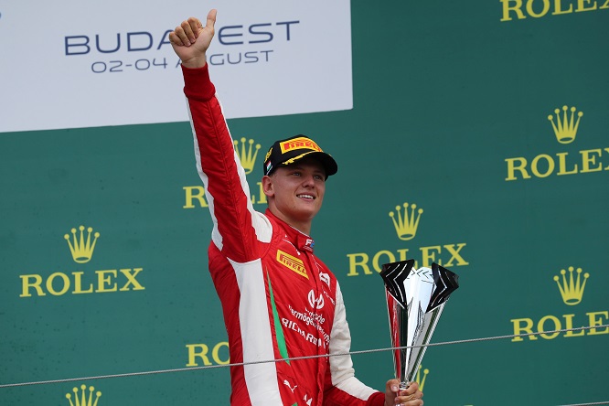 Sabine Kehm: “Mick Schumacher sarà un campione di F1”