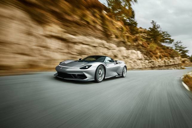 Pininfarina alla Monterey Car Week con Battista e PURA Vision