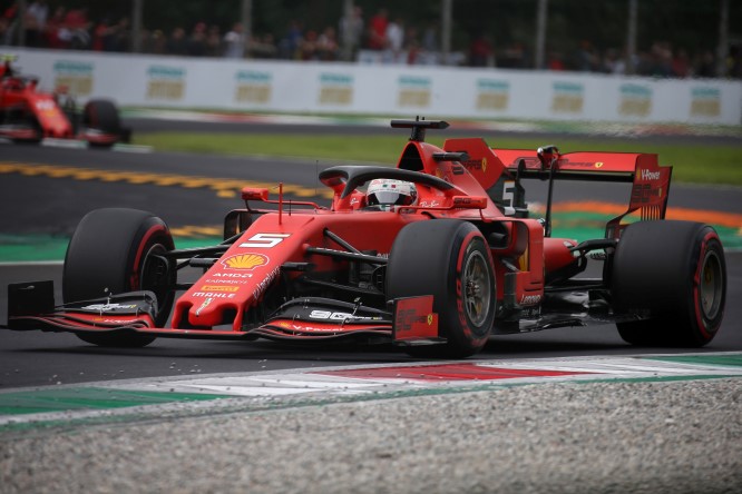 Ferrari: ali e diffusore nuovi a Singapore