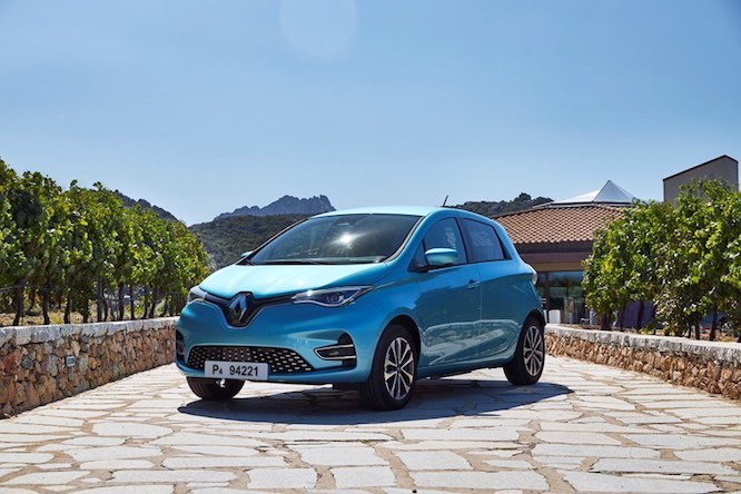 Renault pensa a una nuova elettrica con Nissan