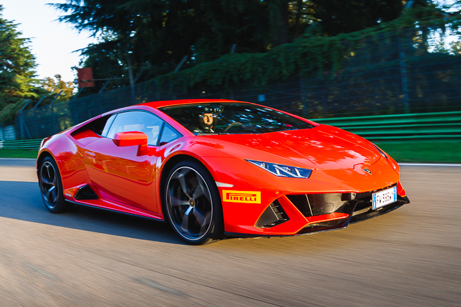 Lamborghini Huracán EVO Test Drive