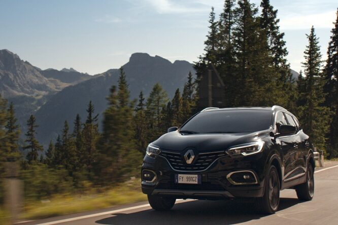 Renault, Kadjar 4×4 collabora con Amazon