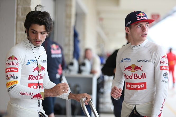 Sainz: “Verstappen mi ha reso un pilota migliore”