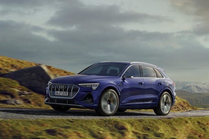 Audi e-tron, l’autonomia cresce di 25 km