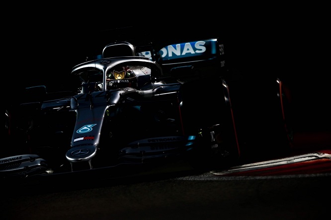 F1 | GP Abu Dhabi 2019, Qualifiche: Hamilton da record, poi Max