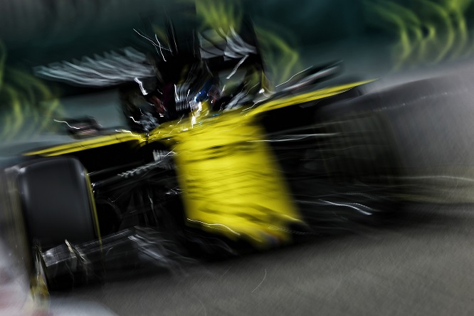 Renault e la paura di perdere Ricciardo