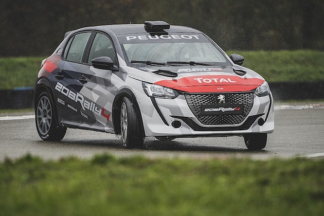 Peugeot 208 Rally 4, la piccola francese da corsa