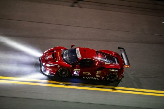 24h Daytona | Sfortuna in casa Ferrari