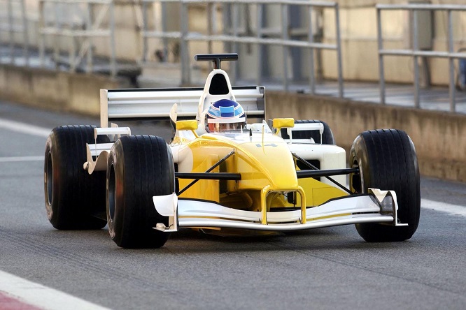 F1 | One off: la Renault bianco-gialla del 2002