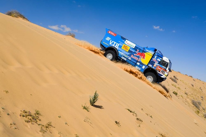 Dakar 2020 | Camion, Day-5: Sotnikov vince, Karginov allunga