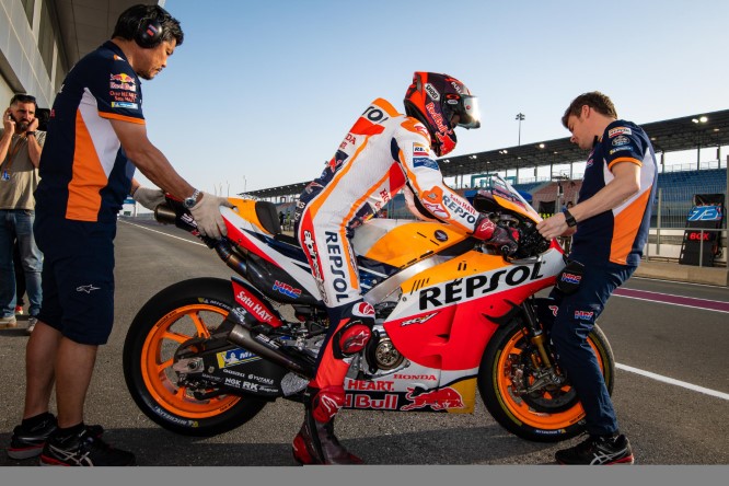 MotoGP | Marquez: “Cado perché uso le gambe e non la spalla”