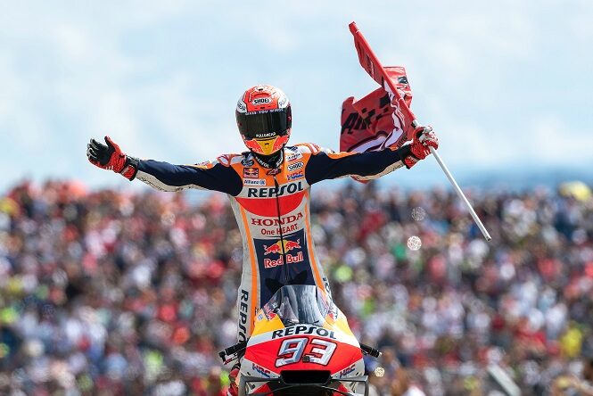 MotoGP | Marquez spegne 27 candeline