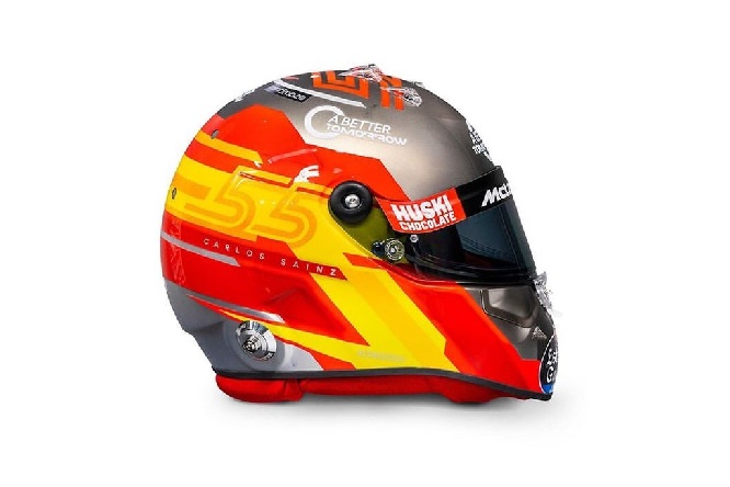 Sainz svela il nuovo casco - FOTO - F1 Piloti - Formula 1 - Motorsport